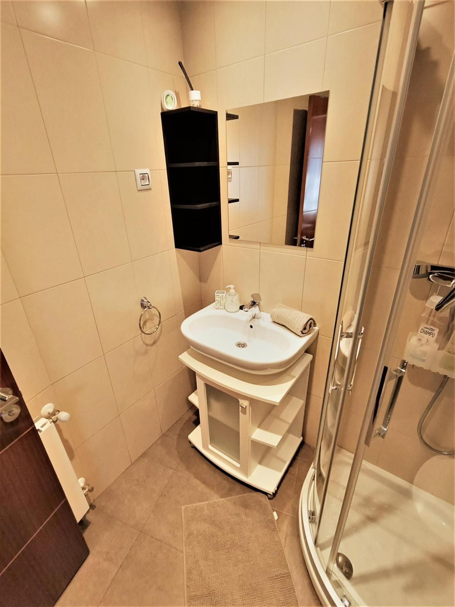Bec, Hospital Cruces, Parking Gratis, Wifi, Aa, A 15 Min De Bilbao Apartamento Baracaldo Exterior foto